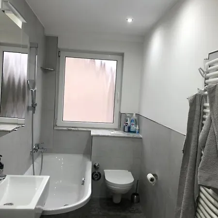 Zentrale Unterkunft In City Apartment